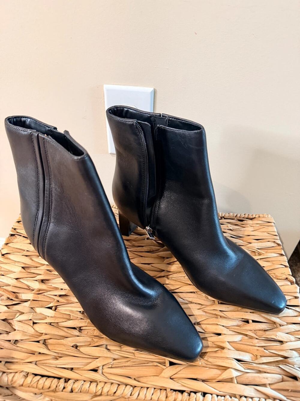 Rockport, black ankle boots leather 10 326